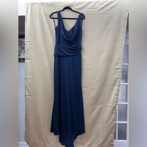 Monique Lhuillier Elegant Asymmetrical Blue Dress